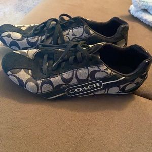 Coach tennis shoes size 8.5
